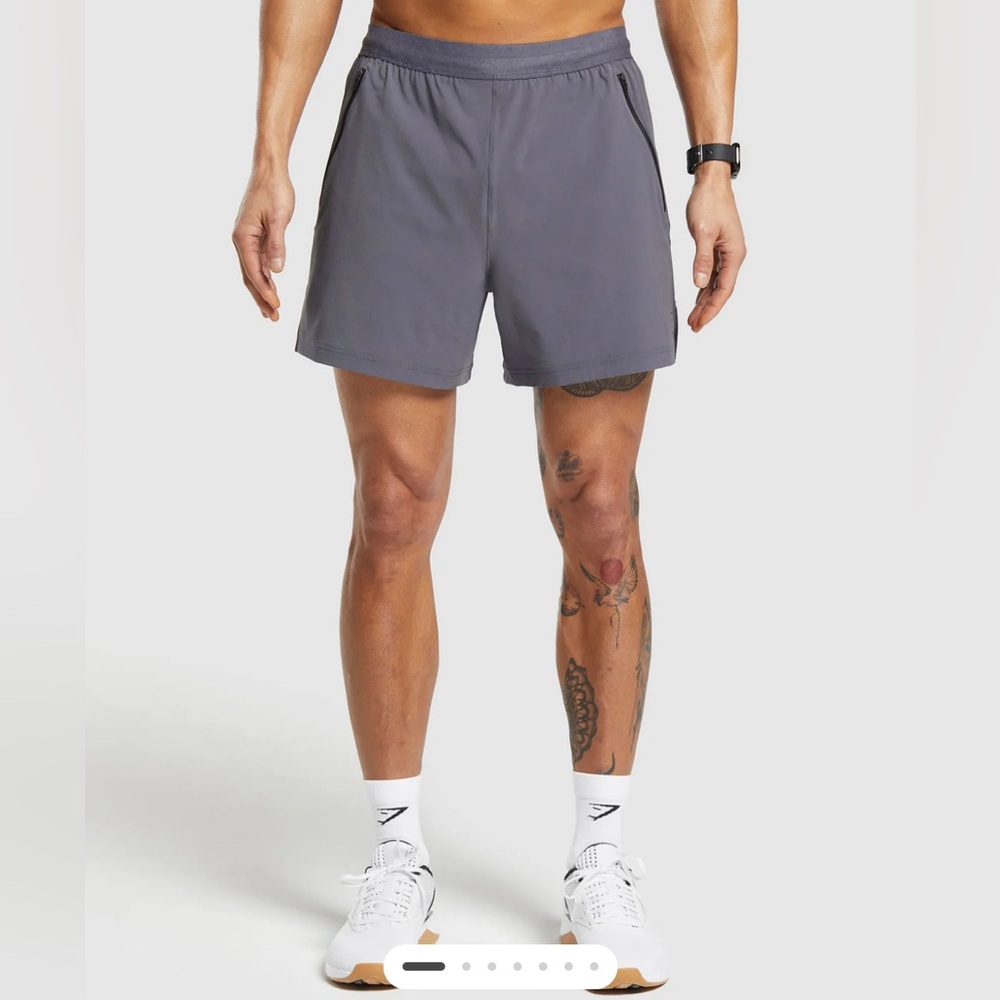 Gymshark APEX 5" HYBRID SHORT (size M)